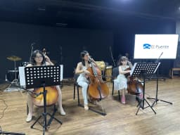 Estudiante de música 48